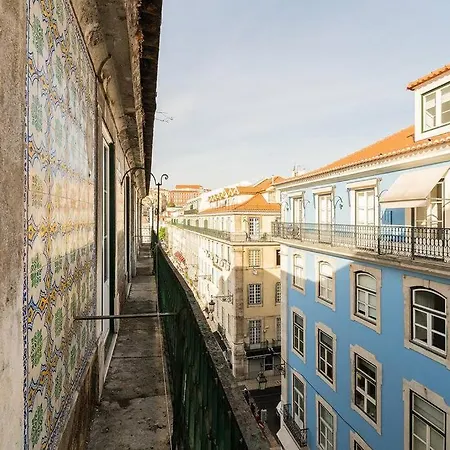 Portuguese Inspired Deco, Downtown Flat For 6 Appartement *
